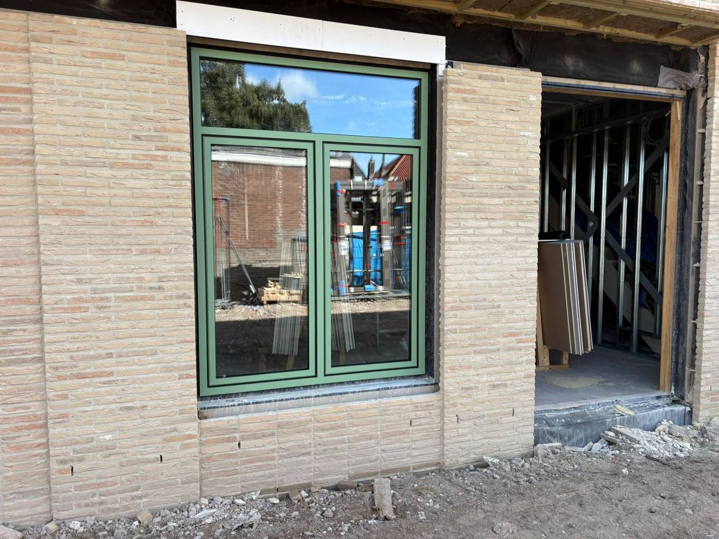 Groene aluminium kozijnen nieuwbouw